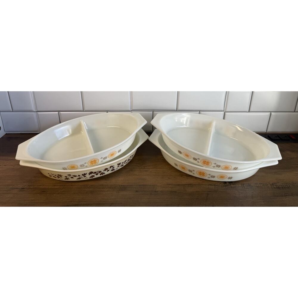 Vintage Pyrex 1-1/2qt Divided Casserole Dish - Set Of 4 No Lids